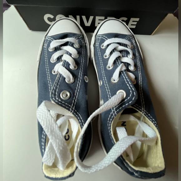 kids navy chucks | youth size 12 - Picture 1 of 7
